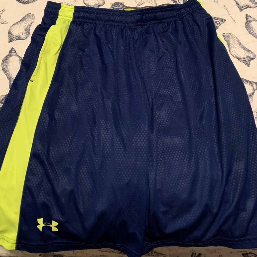 Men’s Under Armour workout shorts